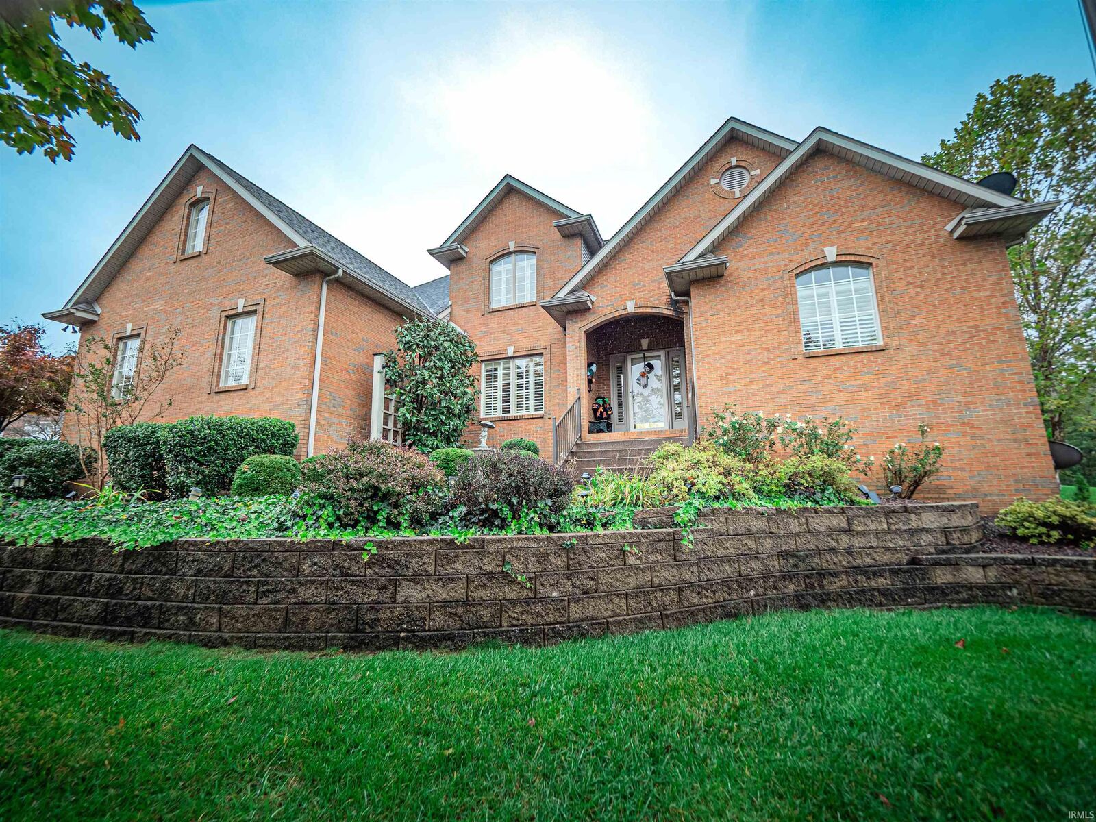 Property Photo:  311 Bluestem Court  IN 47601