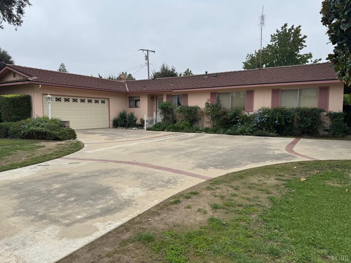 2921 W Cornell Avenue  Visalia CA 93277 photo