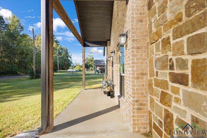 Property Photo:  183 Tejas St  TX 75633 