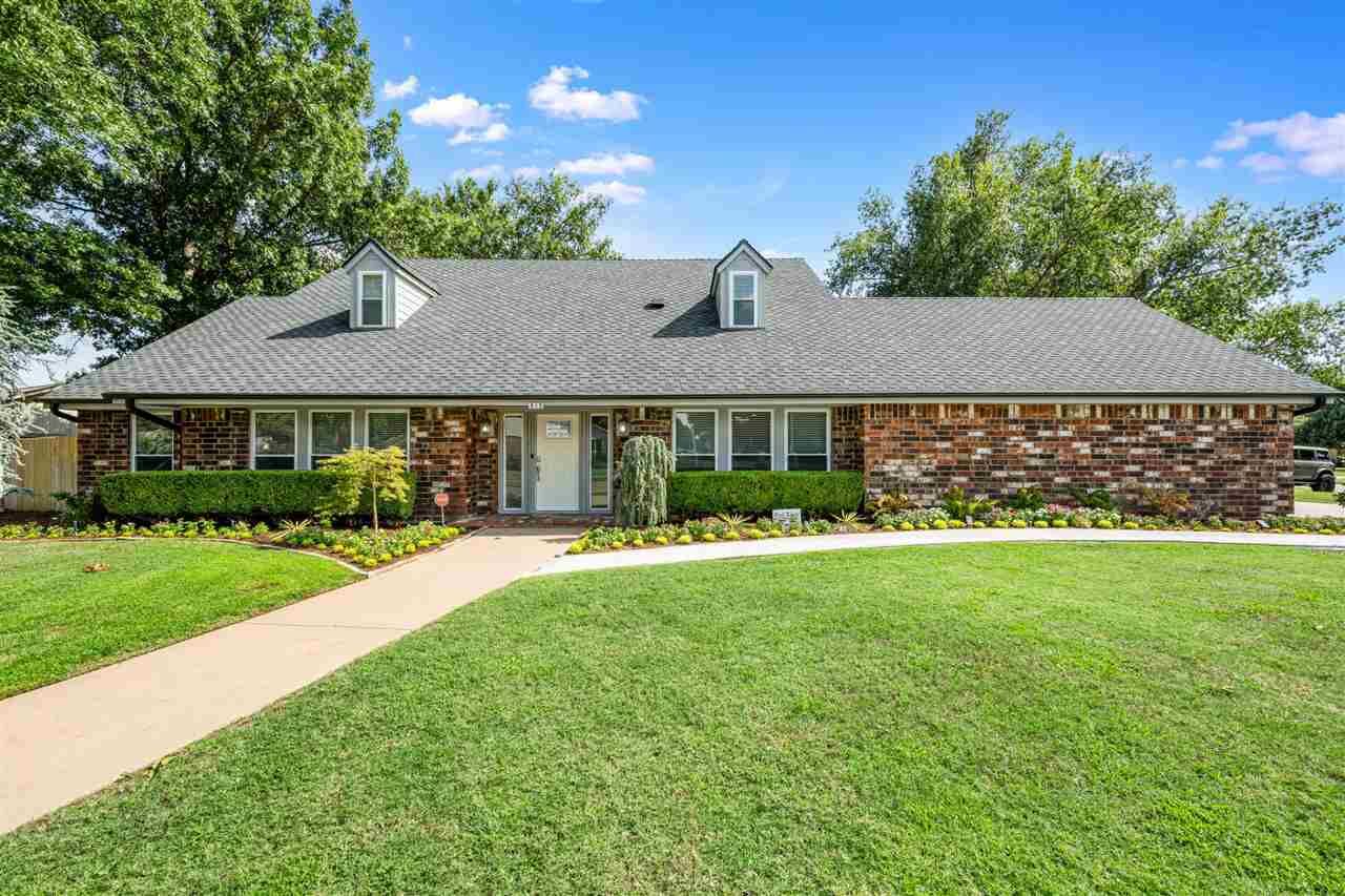 Property Photo:  913 NW Becontree Dr  OK 73505 