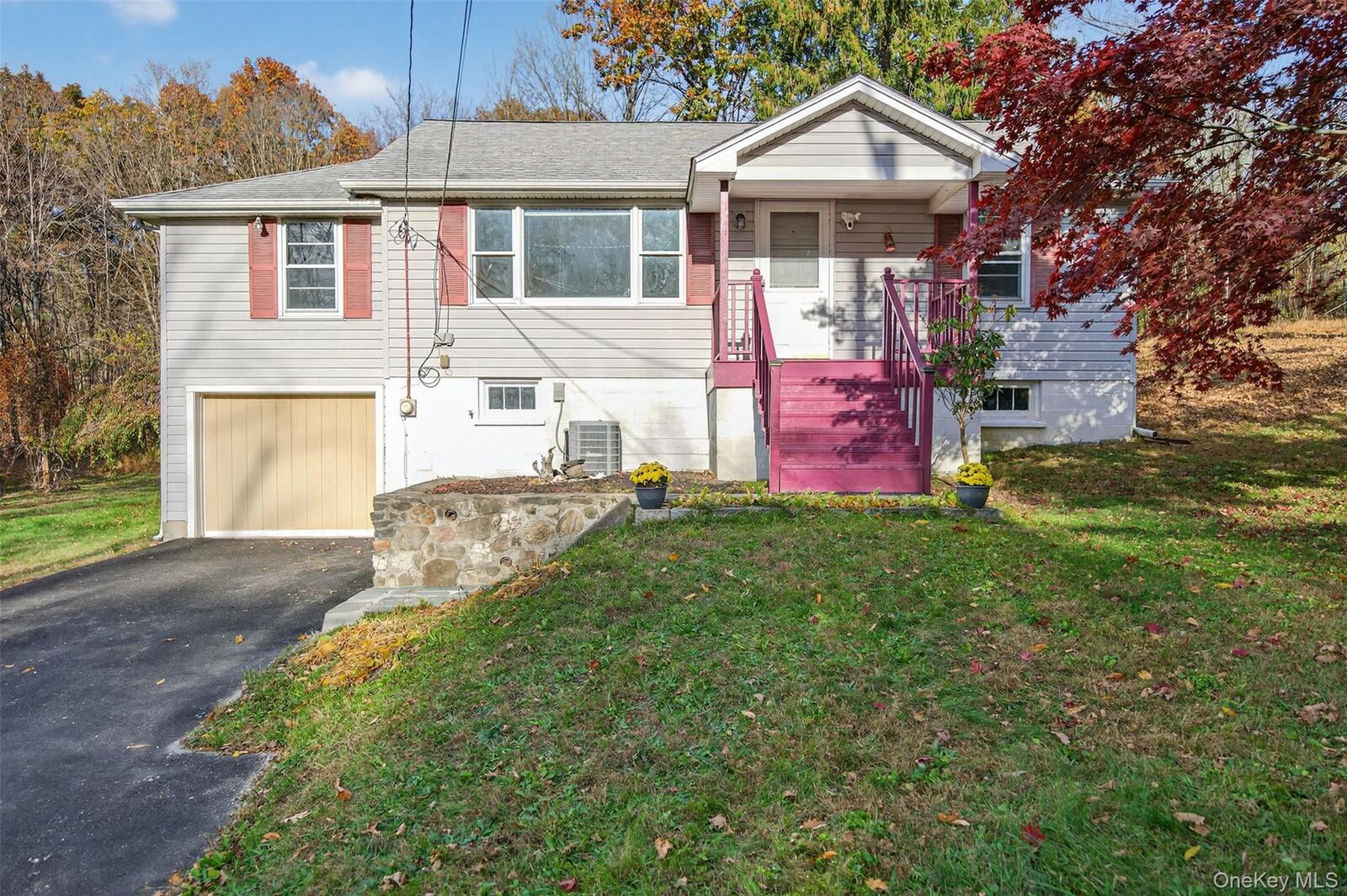 Property Photo:  201 Rossway Road  NY 12569 