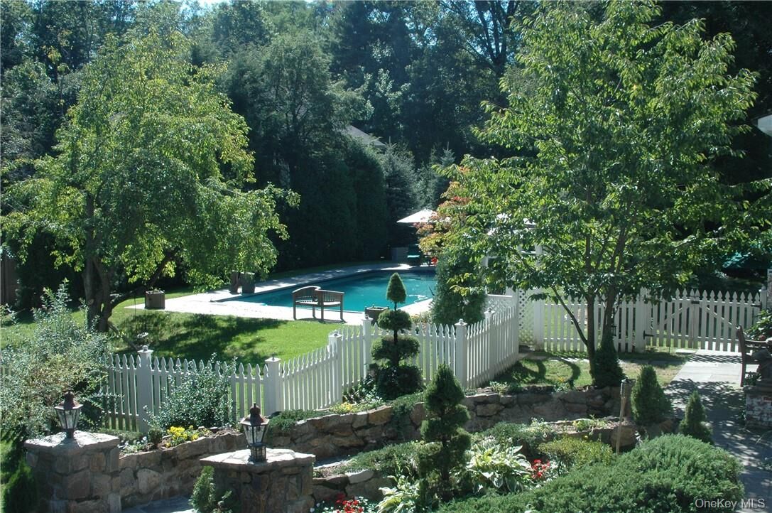 Property Photo:  11 Billington Court  NY 10580