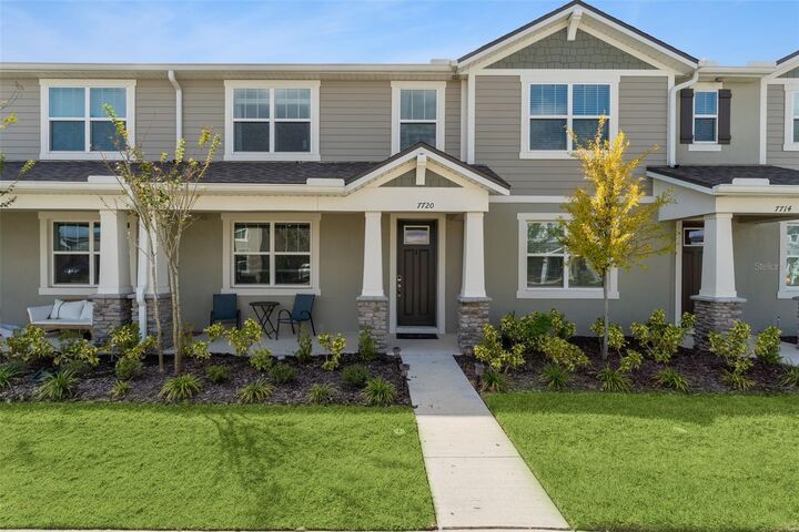 Property Photo: 7720 Clove Hitch Way FL 32832