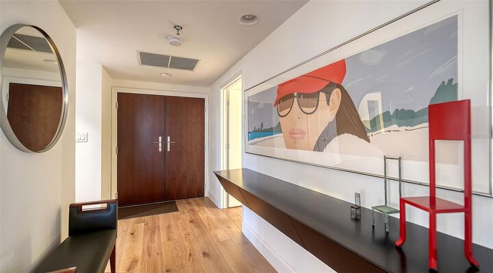 Property Photo: 1211 Gulf Of Mexico Drive 301 FL 34228