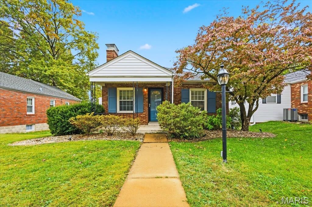 Property Photo:  9008 Bridgeport Avenue  MO 63144 