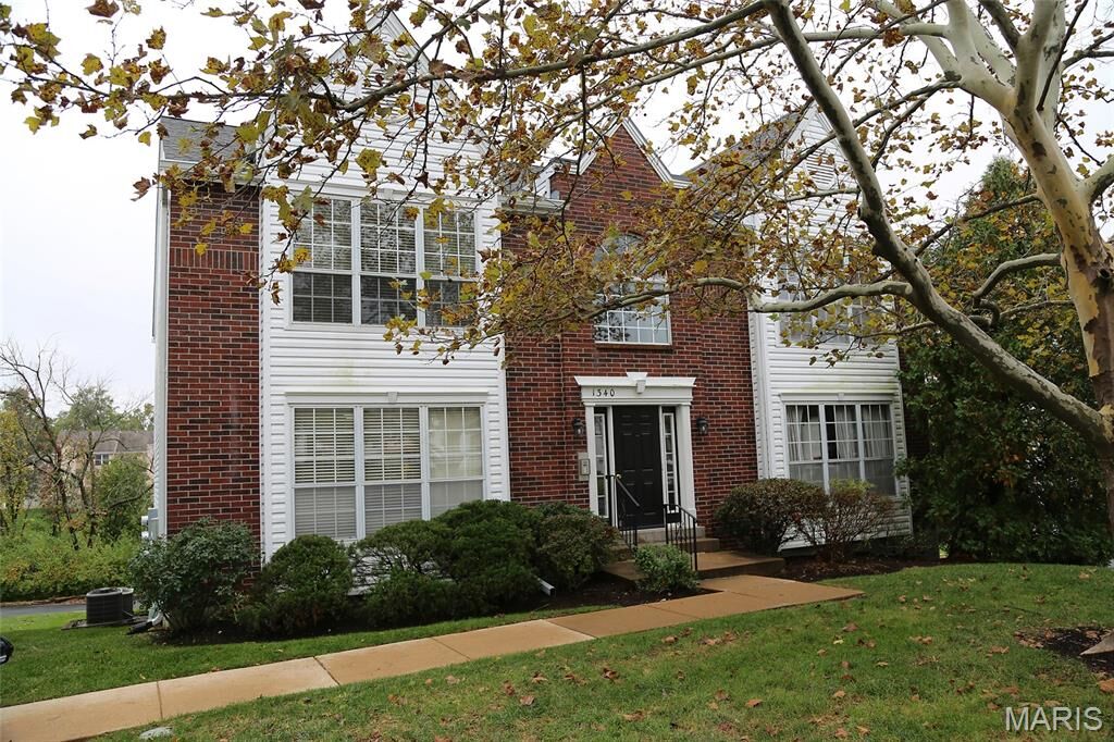 Property Photo:  1340 Crossings Court A  MO 63021 