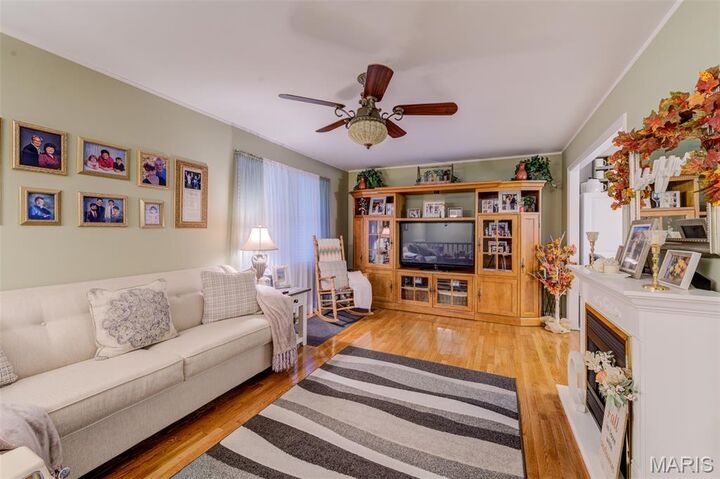 Property Photo:  128 Universal Drive  MO 63376