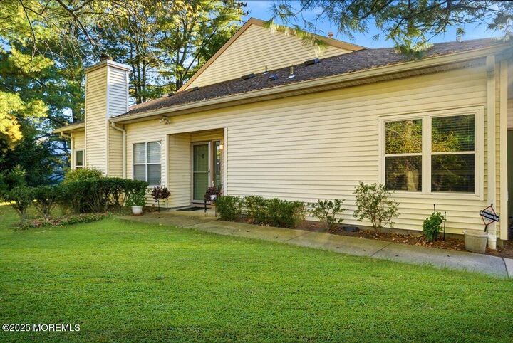 Property Photo:  351 Sunshine Court  NJ 07726