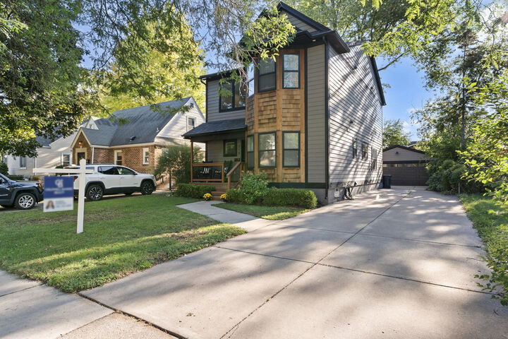 Property Photo:  718 N Alexander Avenue  MI 48067