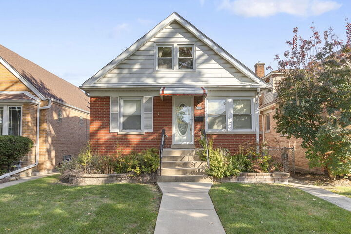 Property Photo:  2119 N 75th Court  IL 60707