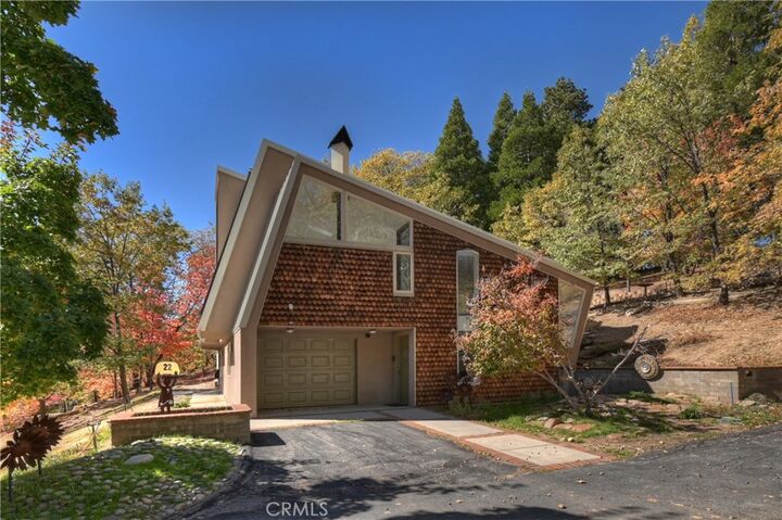 Property Photo:  22 Holly Drive  CA 92382 