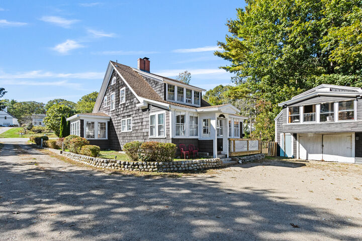 Property Photo:  527 Pool Street  ME 04005 