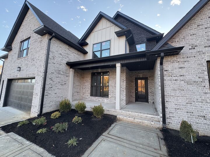 Property Photo:  1330 Reda Dr  TN 37042 