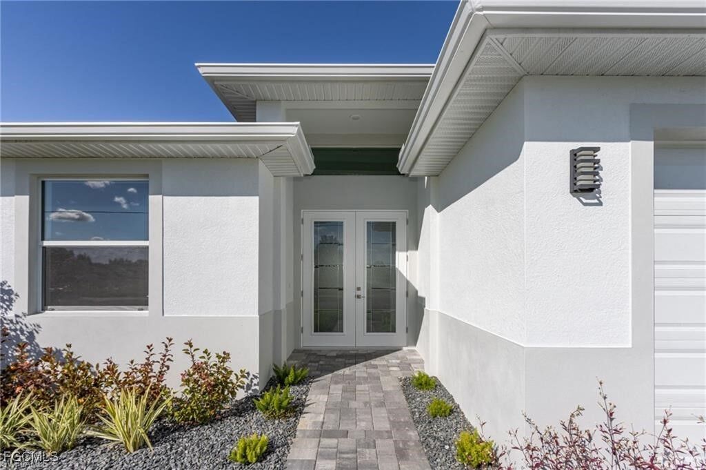 Property Photo:  2601 Diplomat Parkway W  FL 33993 