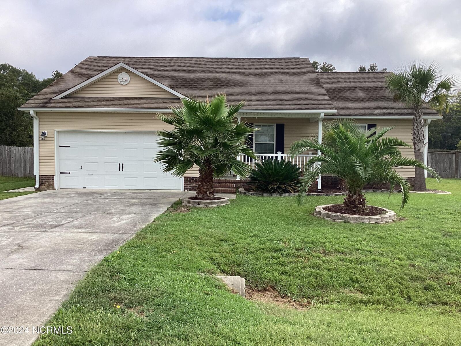 Property Photo:  307 Combine Court  NC 28574 