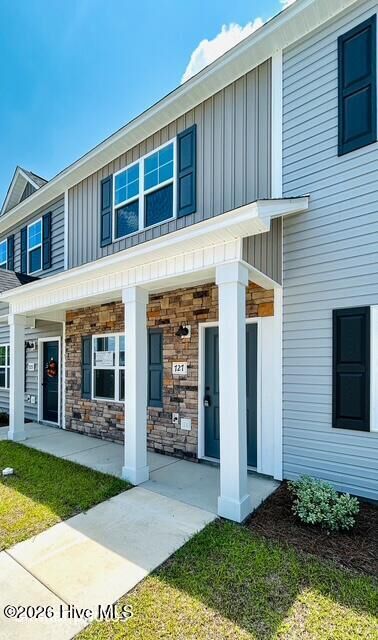 Property Photo: 727 Cross Bridge Way NC 28460