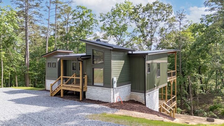 Property Photo:  127 Crystal Lane  GA 30540