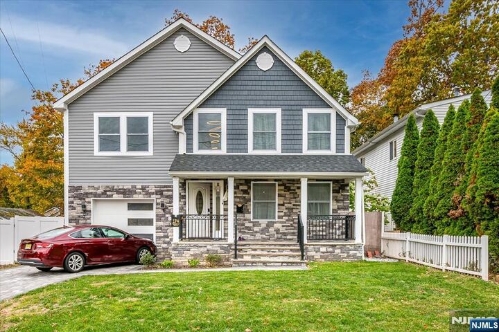 Property Photo:  174 Manhattan Avenue  NJ 07666 