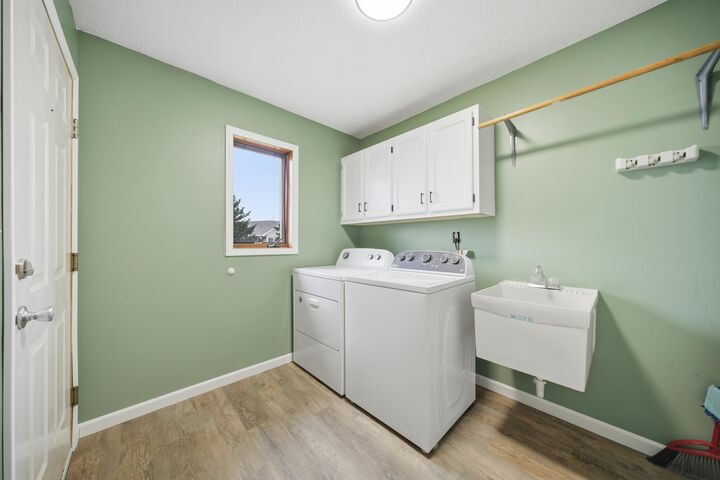 Property Photo:  403 8th Street NW  MN 55944 