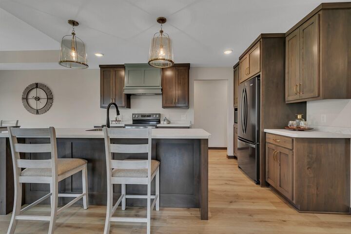 Property Photo: 5815 Rivers Edge Drive MN 56303