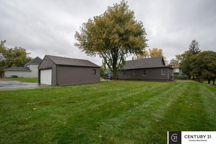 Property Photo:  3202 S 31st Street  NE 68105 