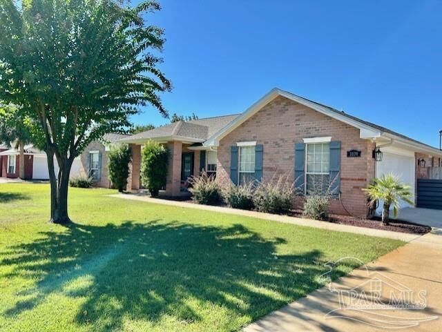 Property Photo:  1039 Ashley Rd  FL 32583 