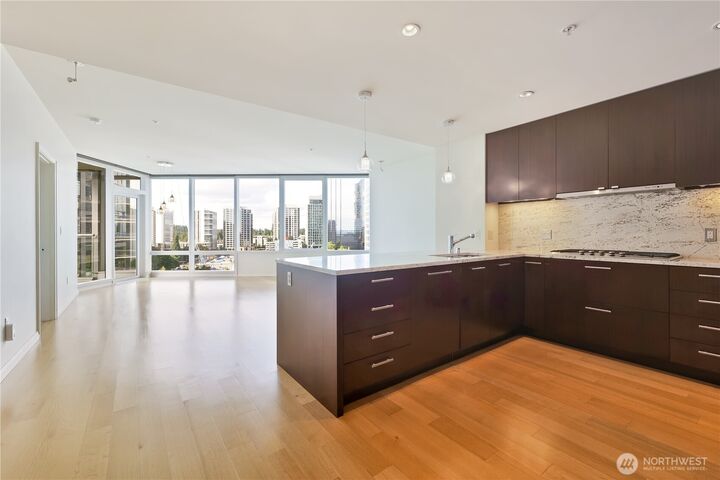 Property Photo:  10700 NE 4th Street 1406  WA 98004