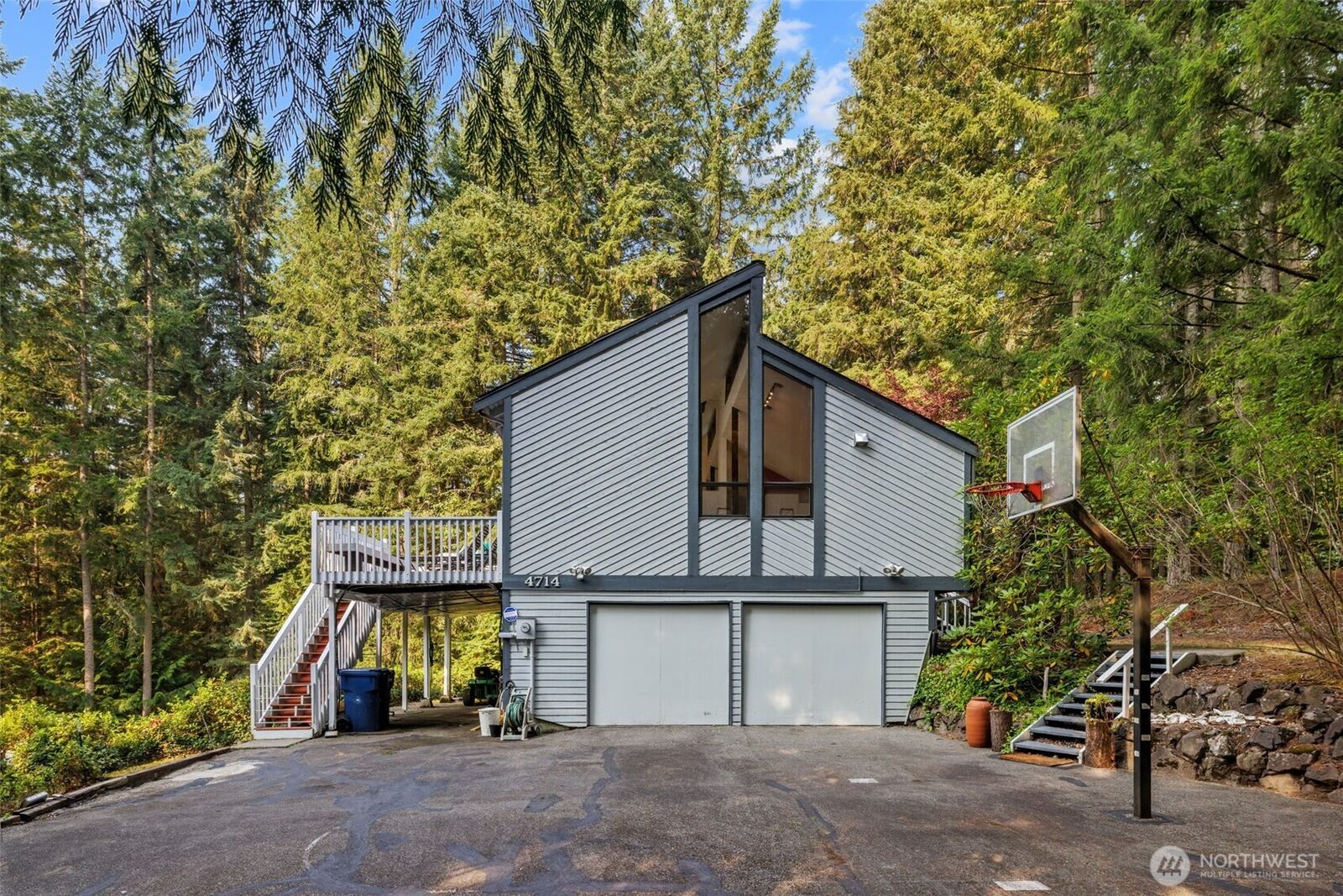 Property Photo:  4714  175th Street SE  WA 98012 