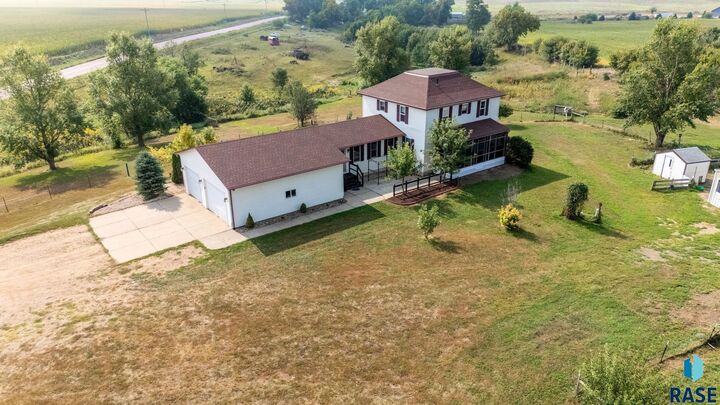 Property Photo: 27271 461st Ave SD 57015