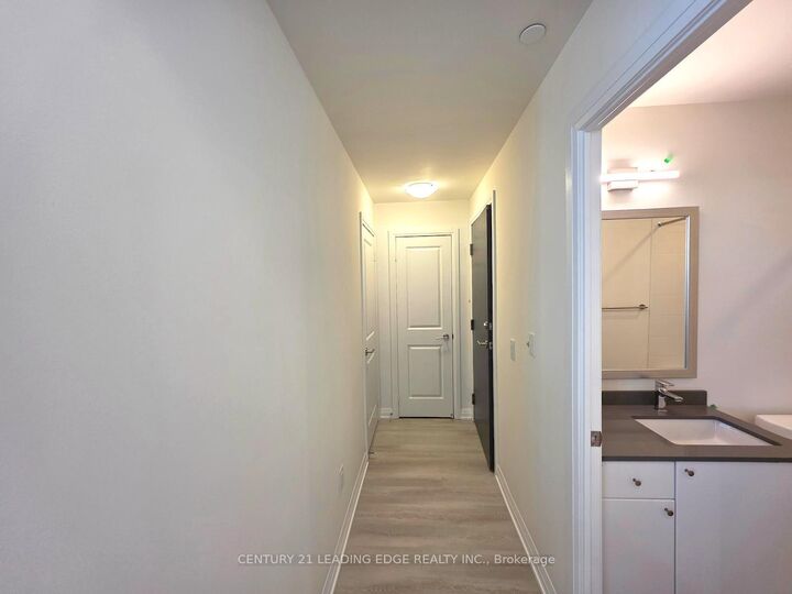 Property Photo: 3260 Sheppard Avenue E 1109 ON M1T 3K3