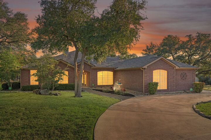 686 Benchmark Trail  Belton TX 76513 photo