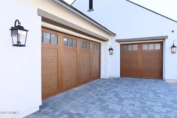 Property Photo:  5941 E Lafayette Boulevard  AZ 85018 