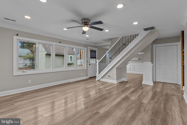 Property Photo: 35 Inland Road PA 19057