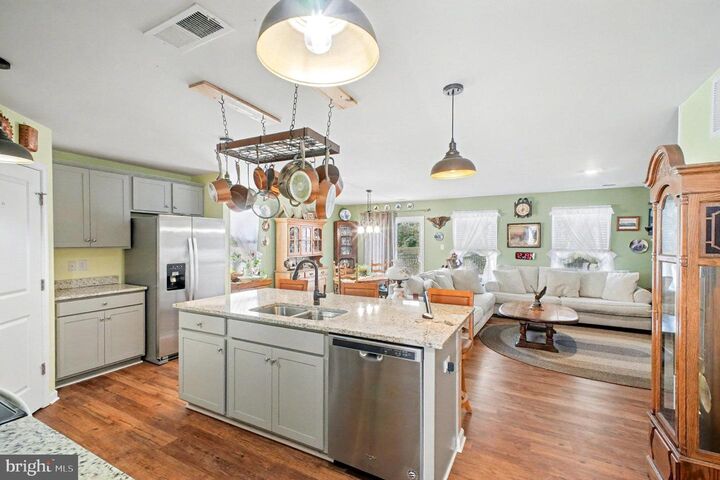 Property Photo:  16032 Grant Court  VA 22427 