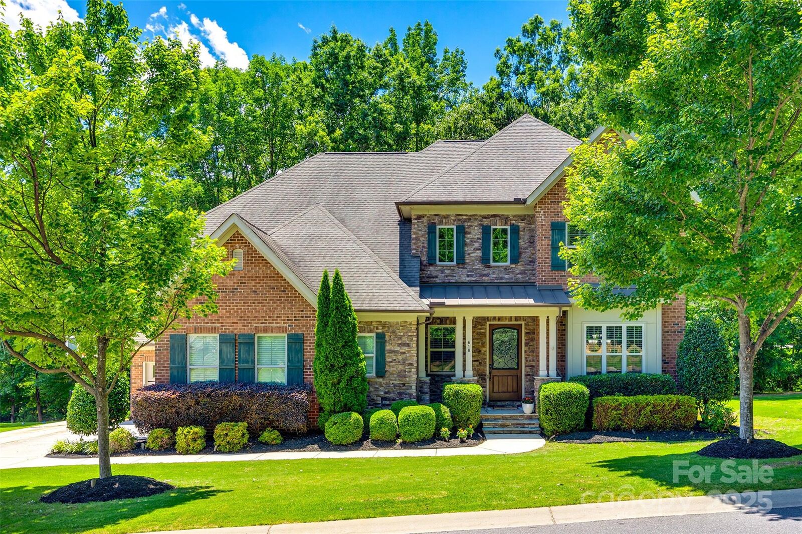 Property Photo:  618 Chase Court  SC 29708 