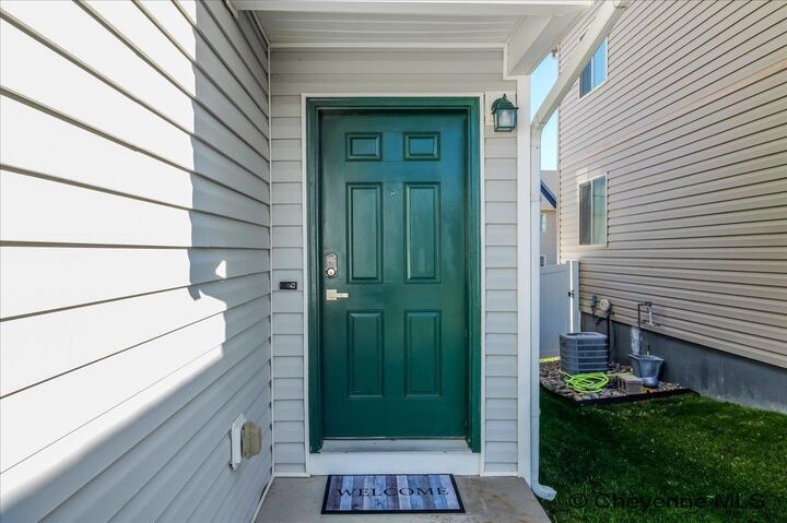 Property Photo: 82 27th St A WY 82201