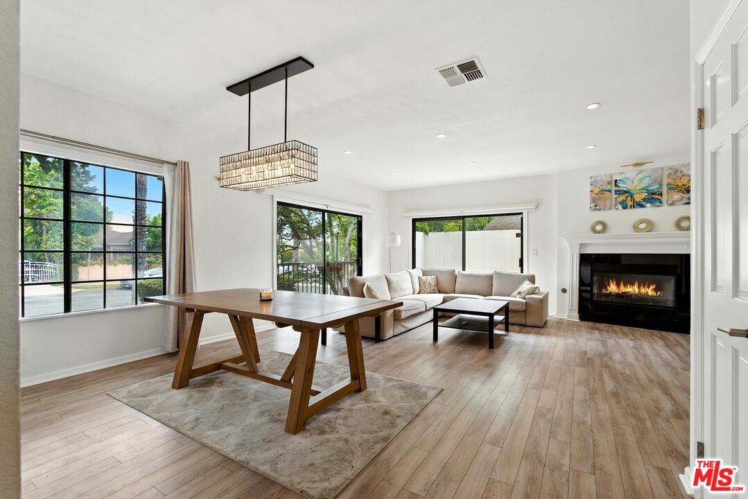 Property Photo:  1434 19th St  CA 90404 