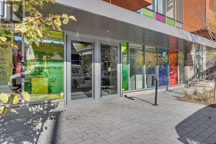 Property Photo:  135 Barrette Street 101  ON K1L 7Z9 