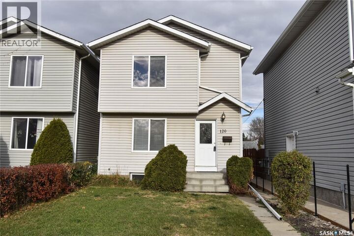 Property Photo:  120 115th Street W  SK S7N 1W3 