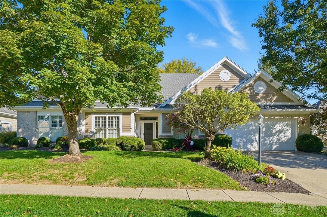 Property Photo: 1271 Forest Walk Drive OH 45459