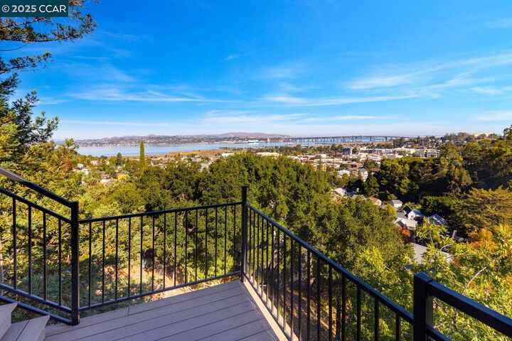 Property Photo:  1087 Hillside Dr  CA 94553 