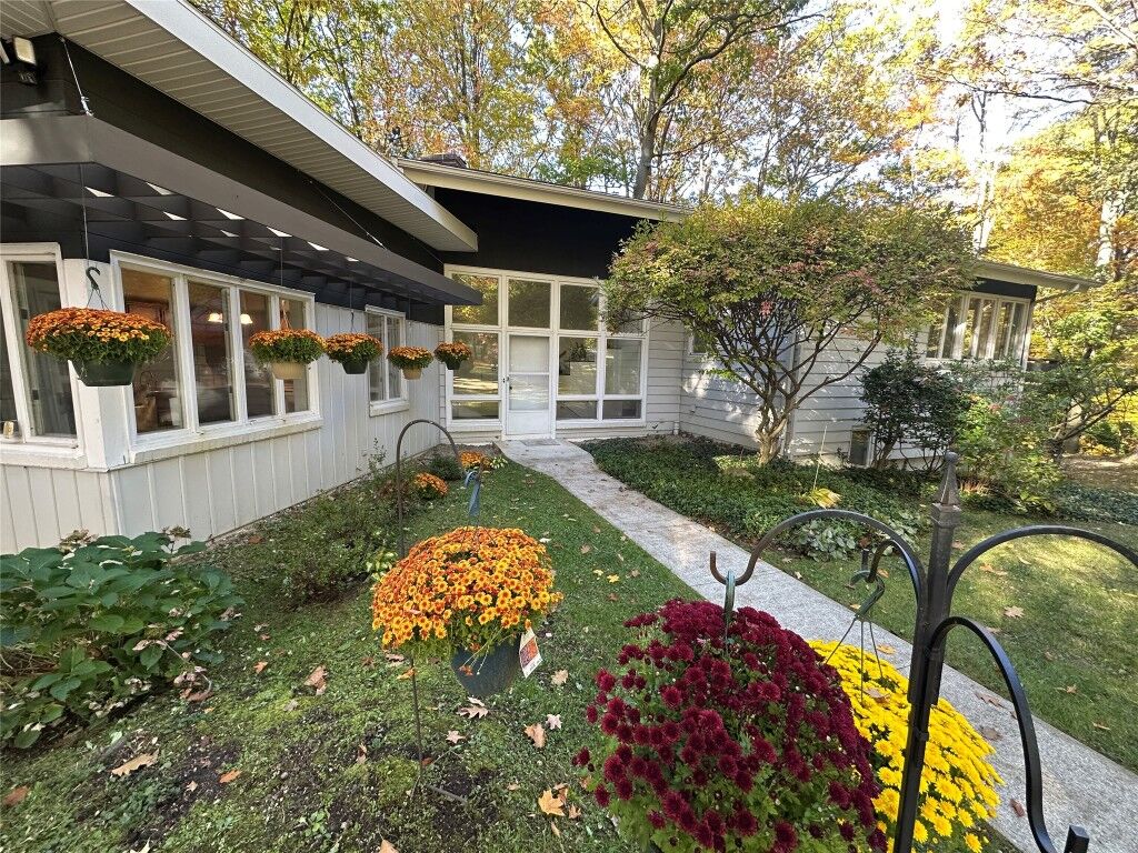Property Photo:  310 W Grandview Boulevard  PA 16508 