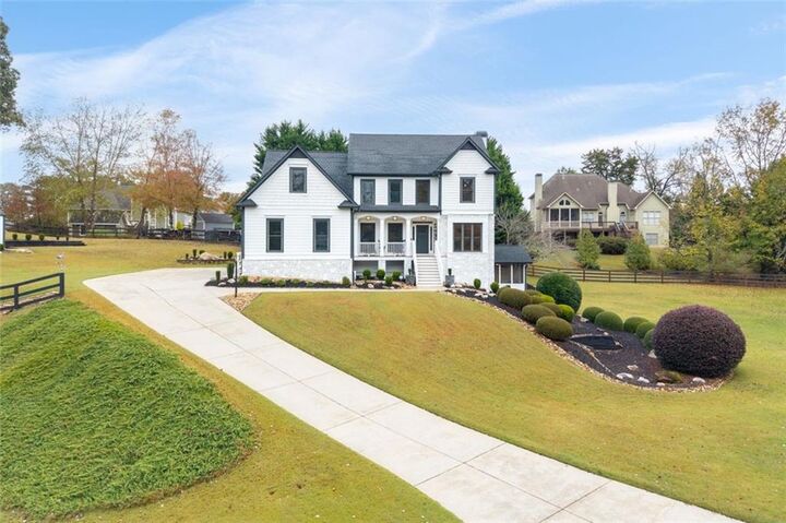 Property Photo:  4030 Scenic View Court  GA 30028