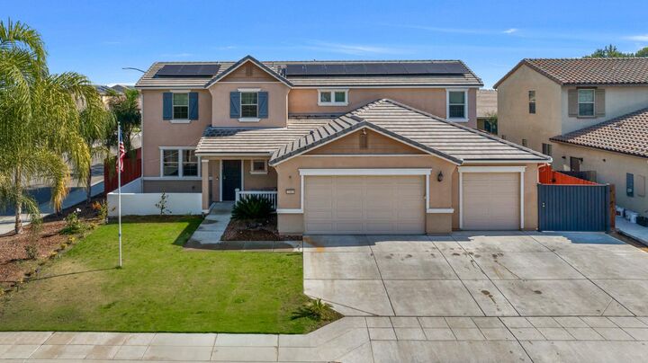 2302 N Jason Avenue  Fresno CA 93737 photo