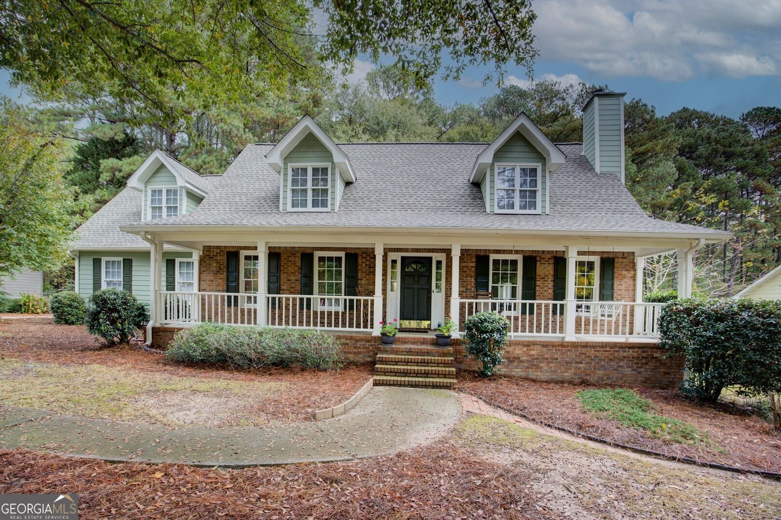 Property Photo:  2348 Radbury Lane  GA 30078