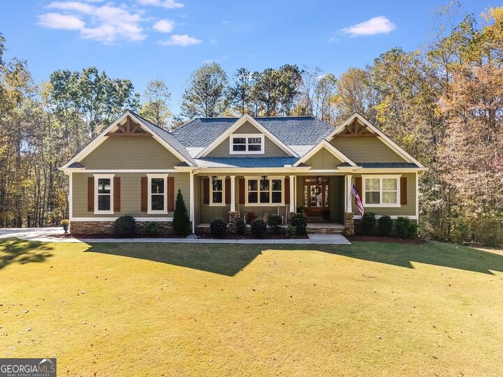 Property Photo:  1001 Glenloch Road  GA 30170 