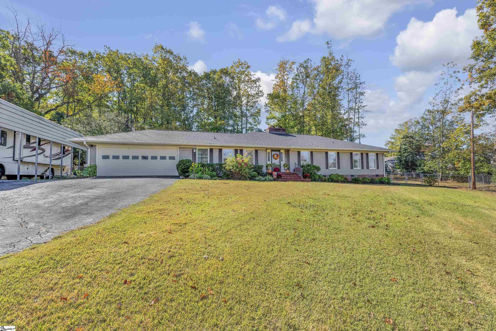 Property Photo:  503 Smith Grove Rd Road  SC 29640