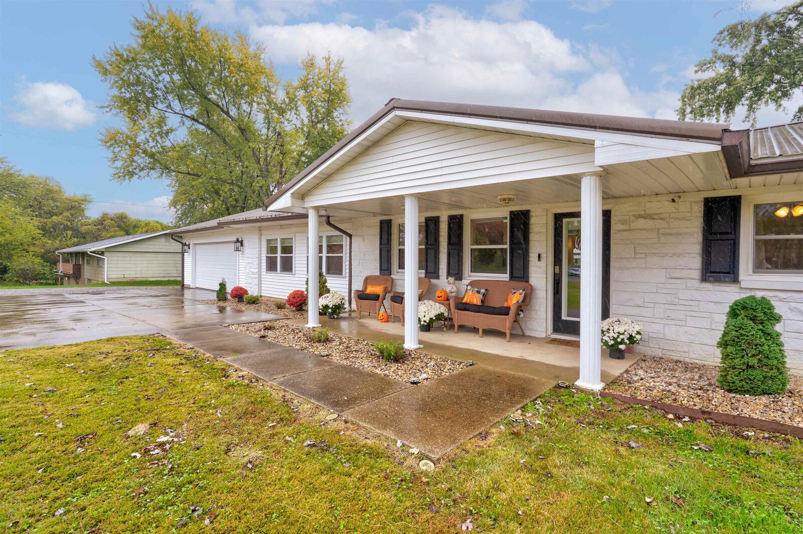 Property Photo:  5462 US Highway 60 E  KY 42420