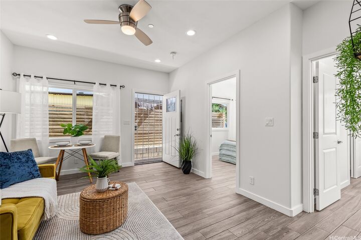 Property Photo:  642 N Vineyard Boulevard E  HI 96817 