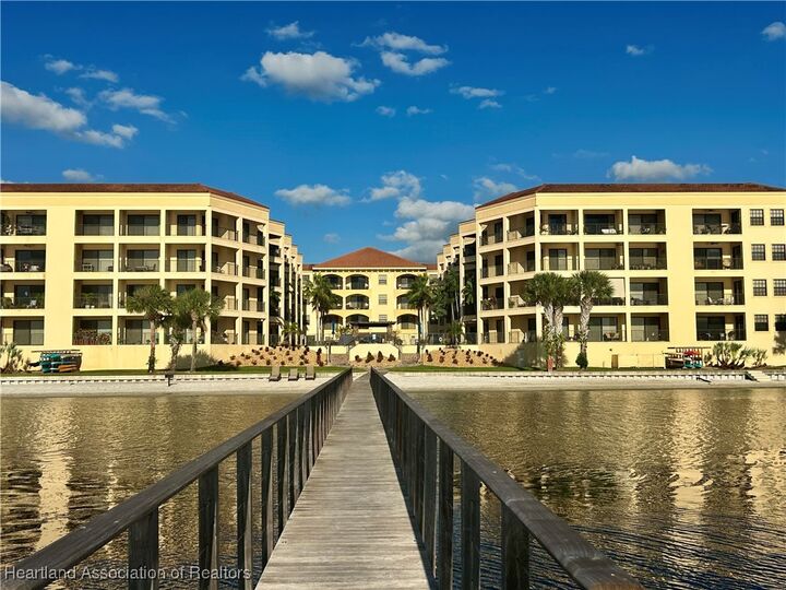 Property Photo:  2351 Lakeview Drive 119  FL 33870 